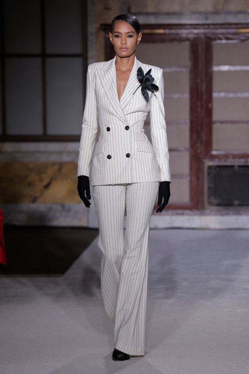 Look 3