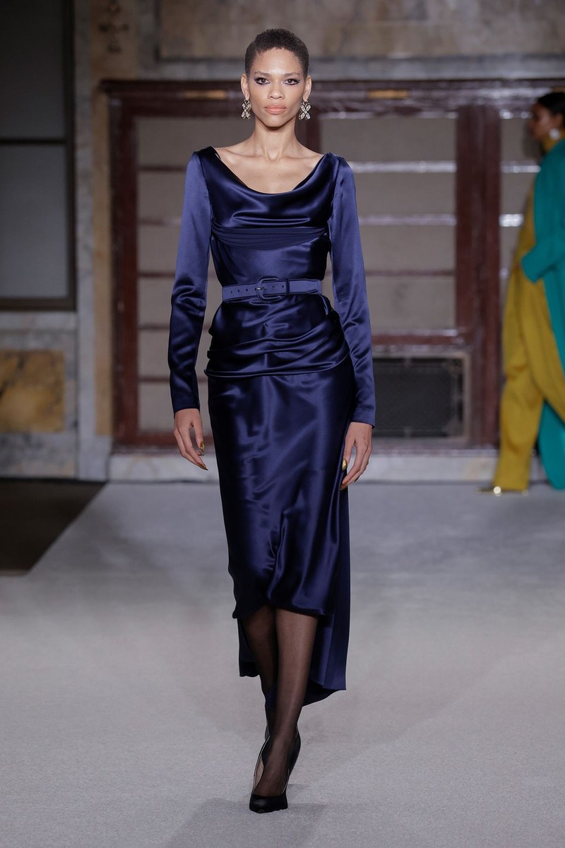 Look 24