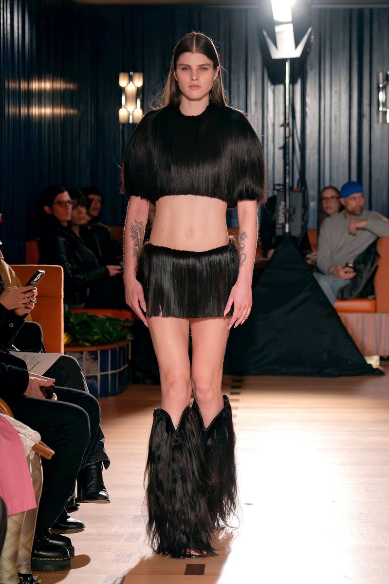 Look 2