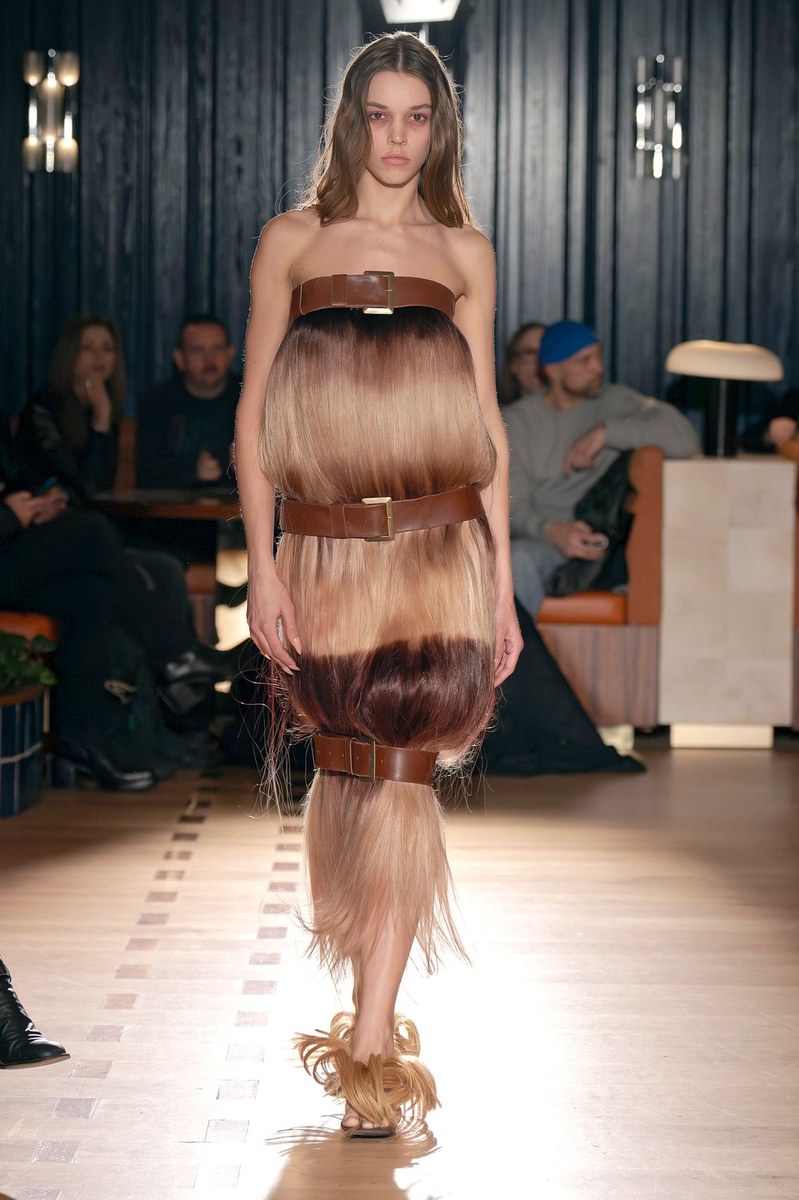 Look 8