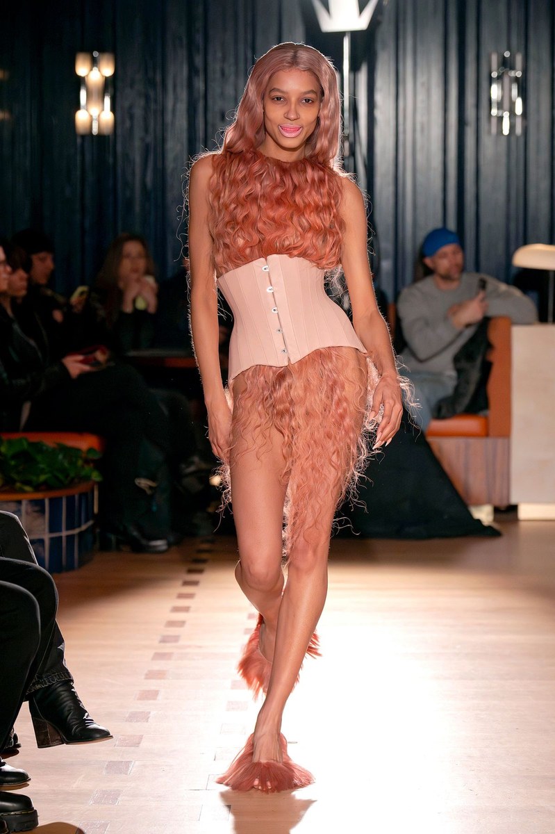 Look 13