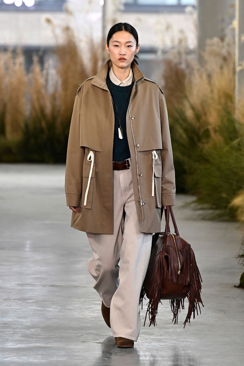 Look 3