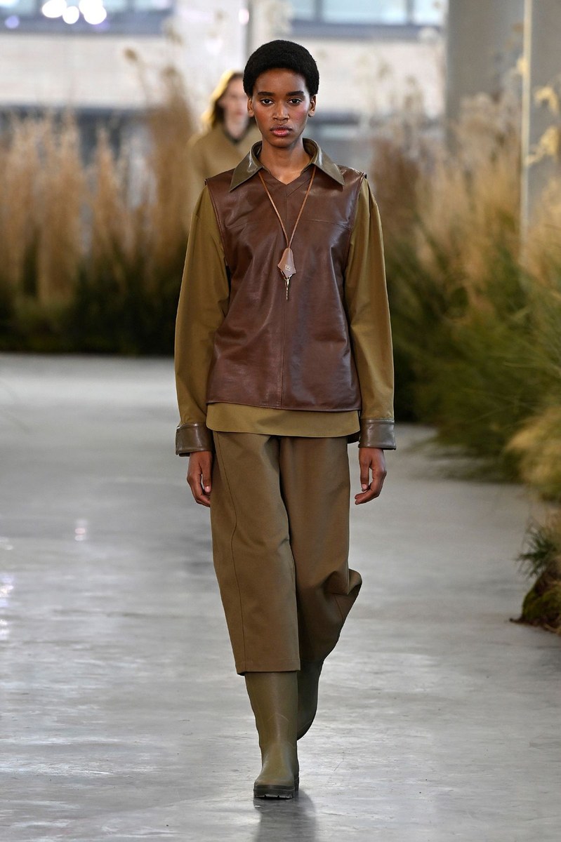 Look 7