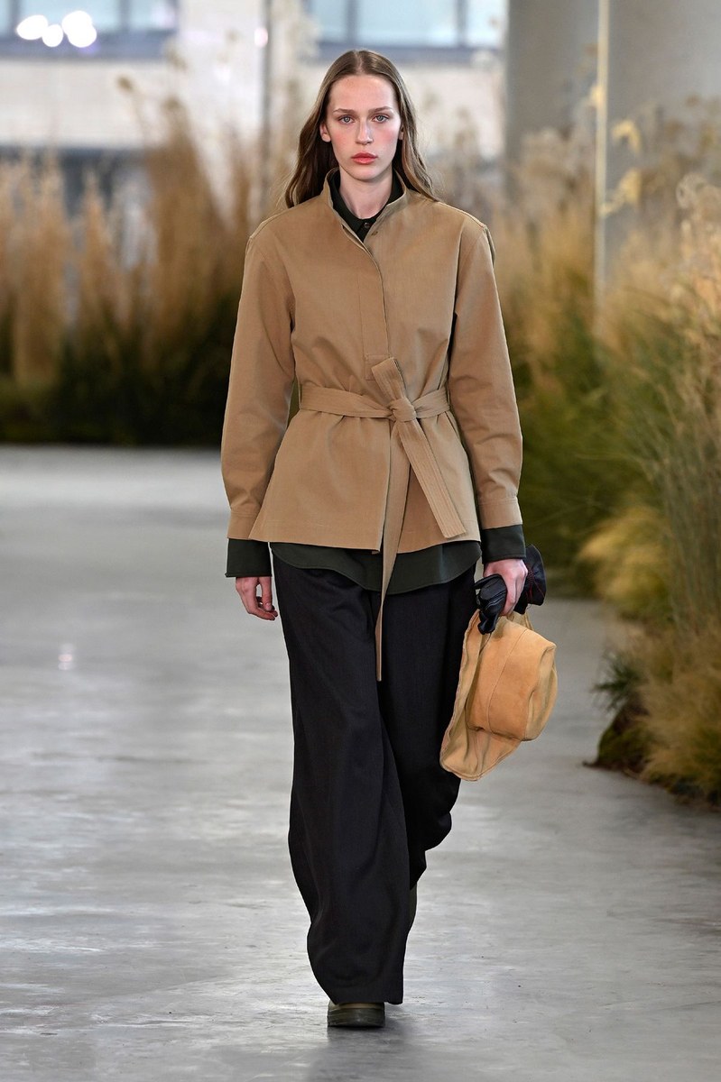 Look 8