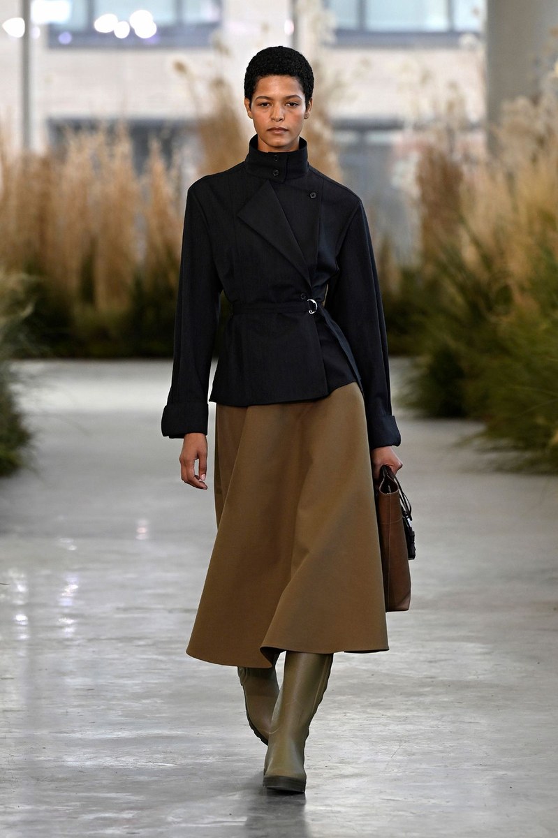 Look 12