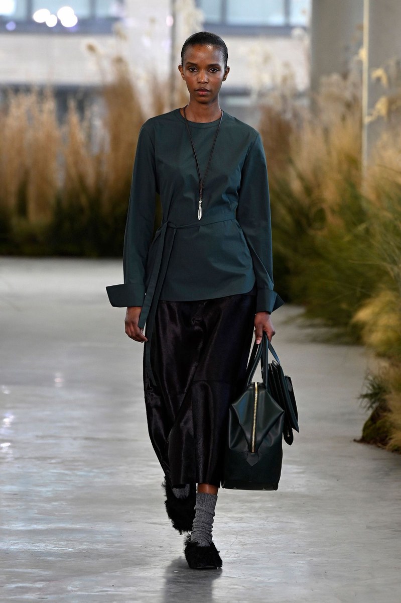 Look 32
