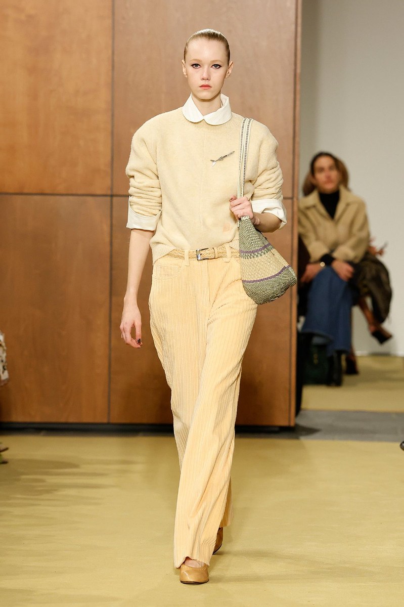 Look 5