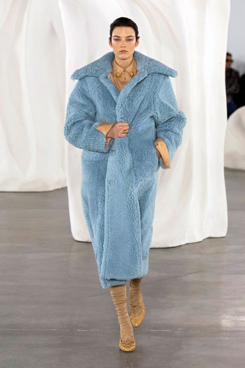 Ulla Johnson FW26 Women Looks Report