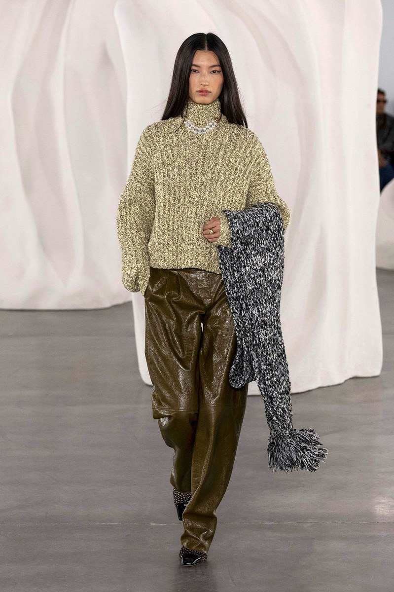 Look 2