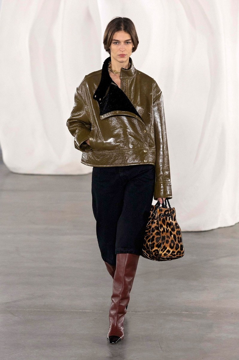 Look 9