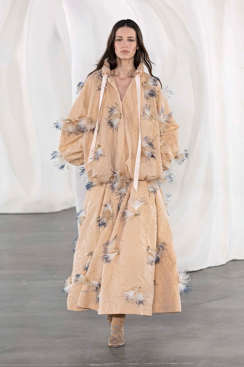 Look 11