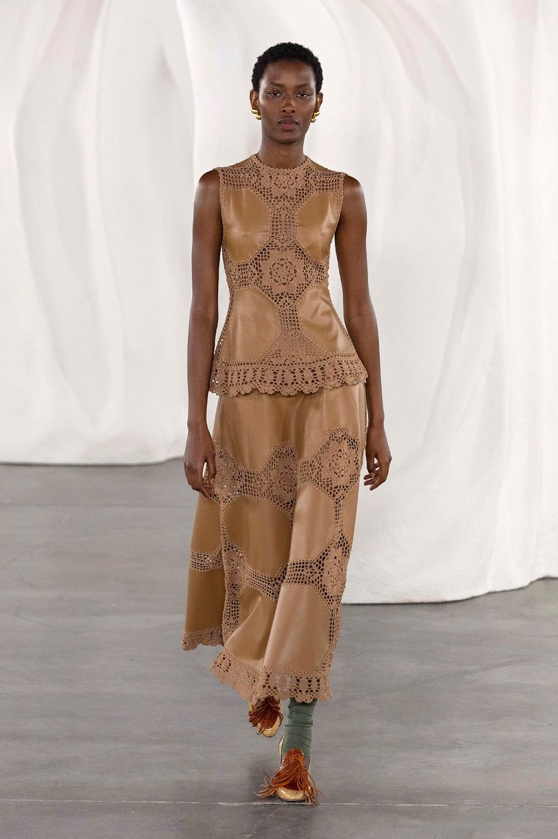 Look 26