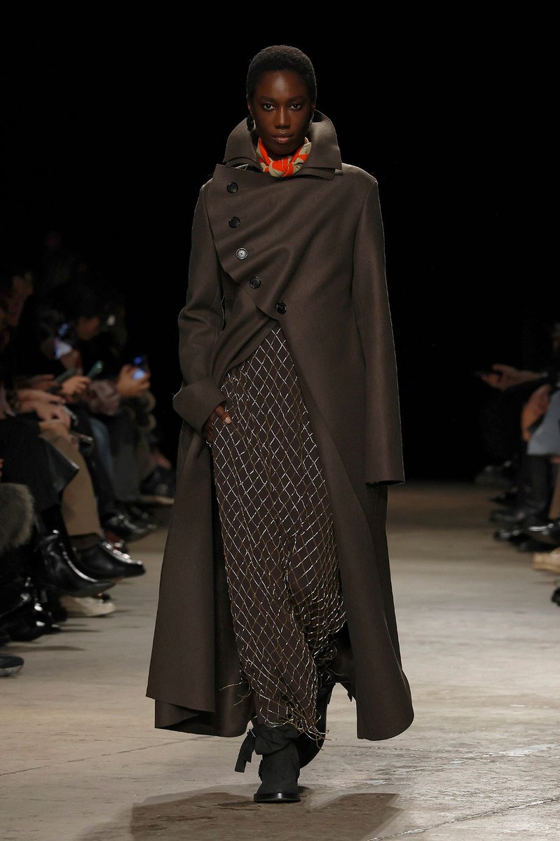 Look 4