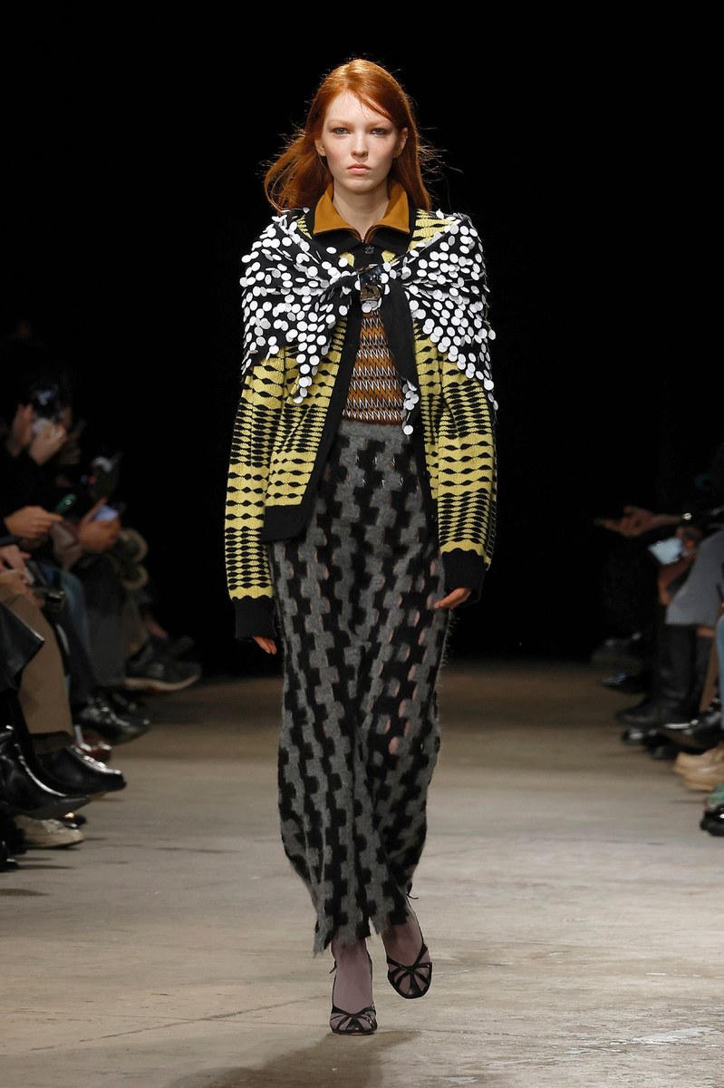 Look 7
