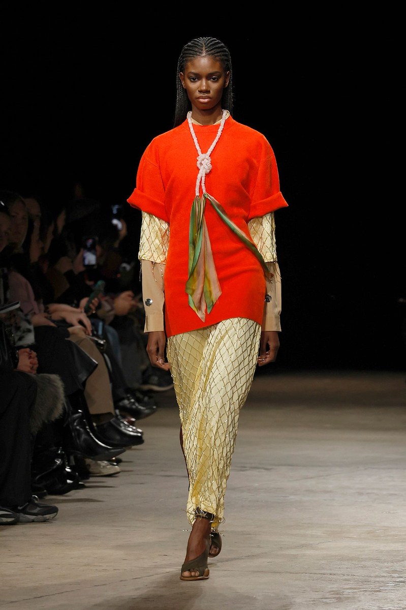 Look 13