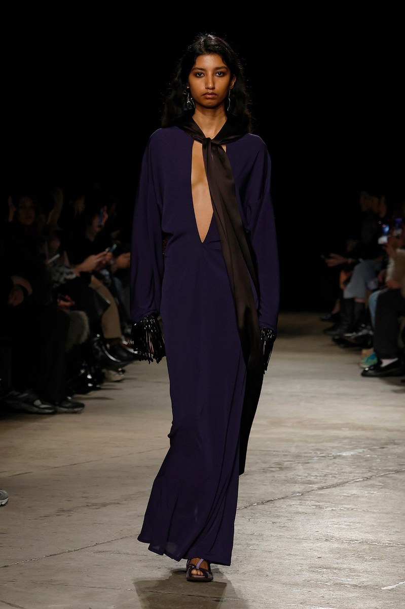 Look 25