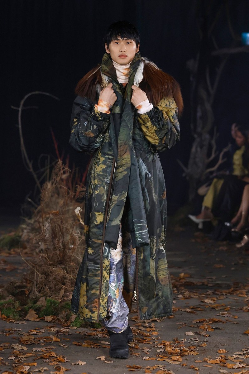 Look 7