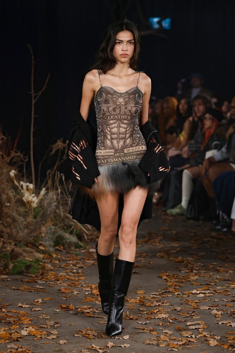 Look 13