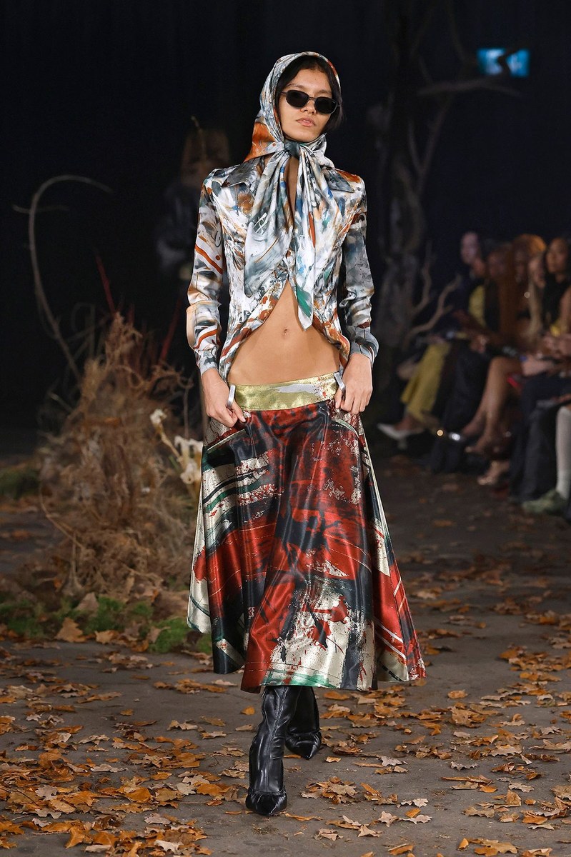 Look 17