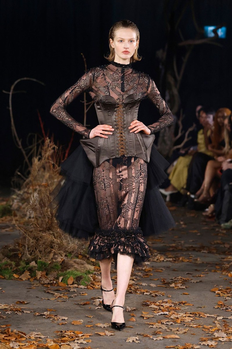 Look 33