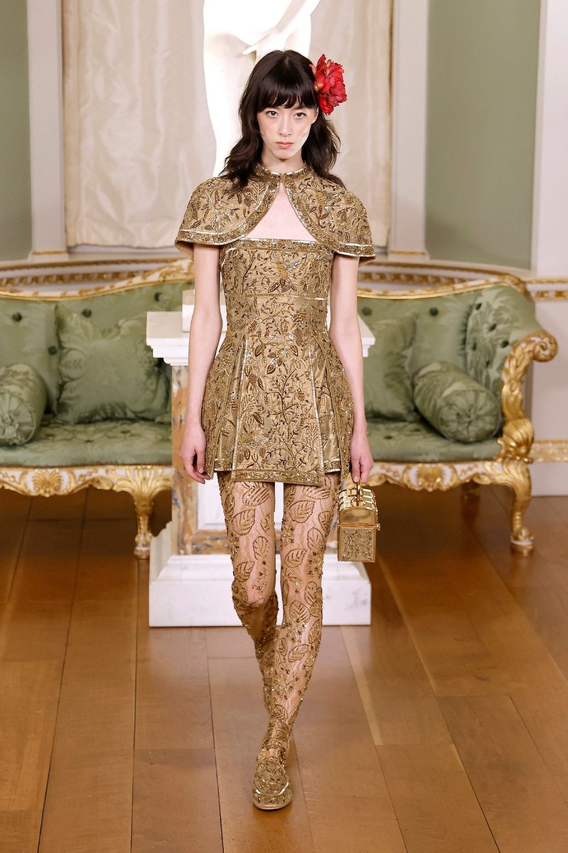 Look 13