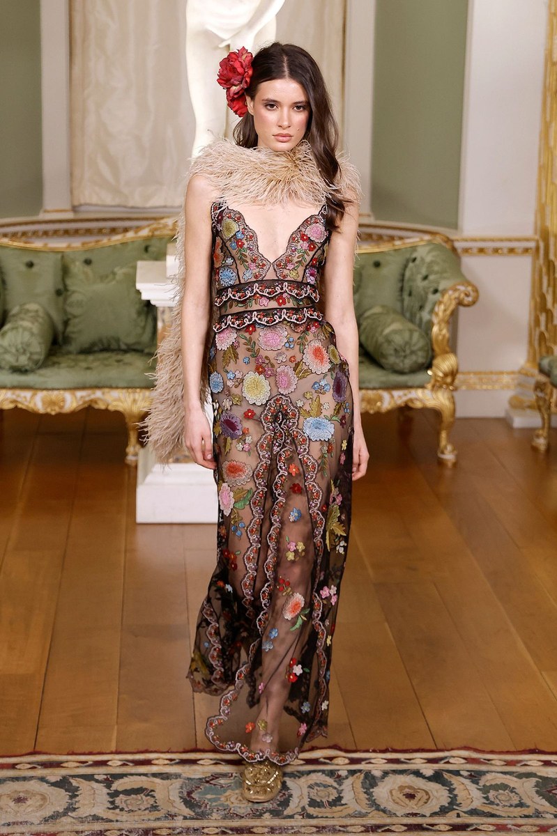 Look 14