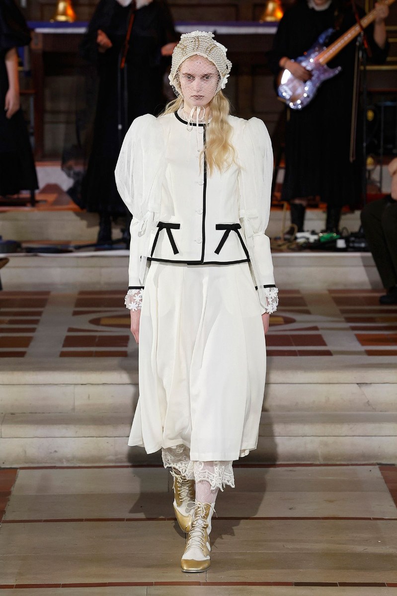 Bora Aksu FW26 Women Looks Report