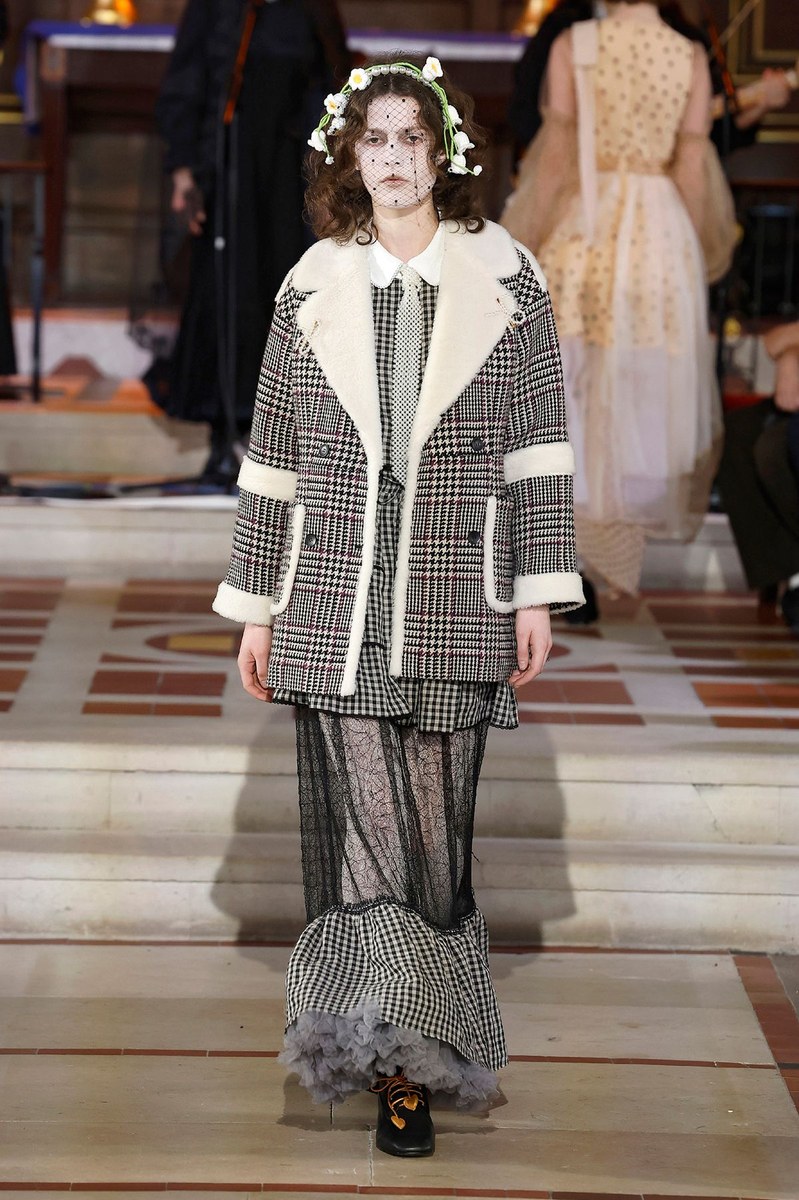 Look 7