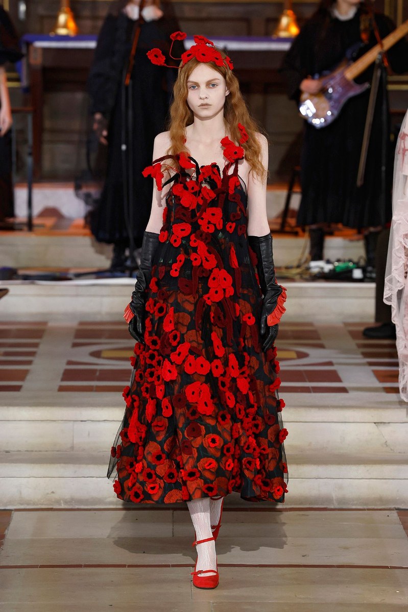 Look 15