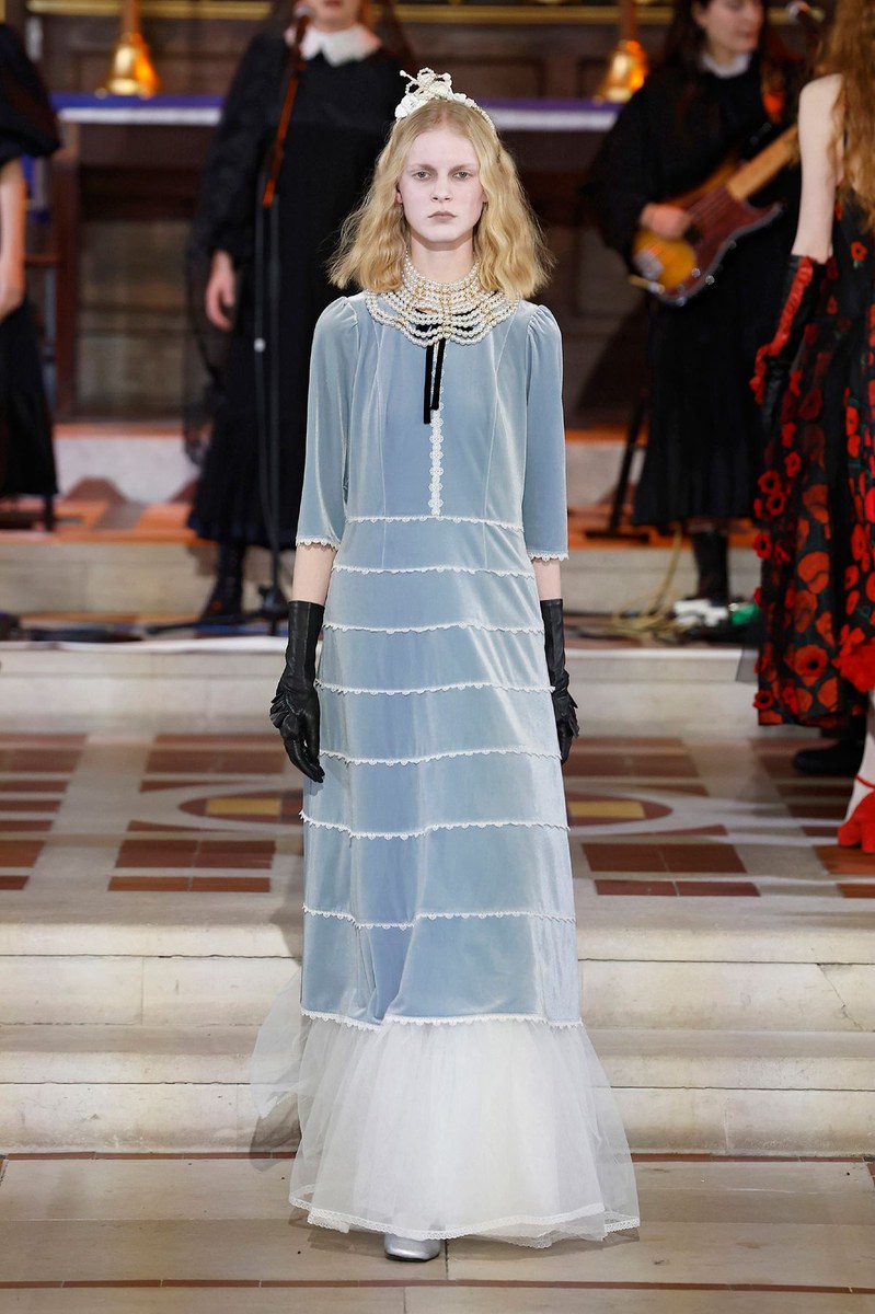 Look 17