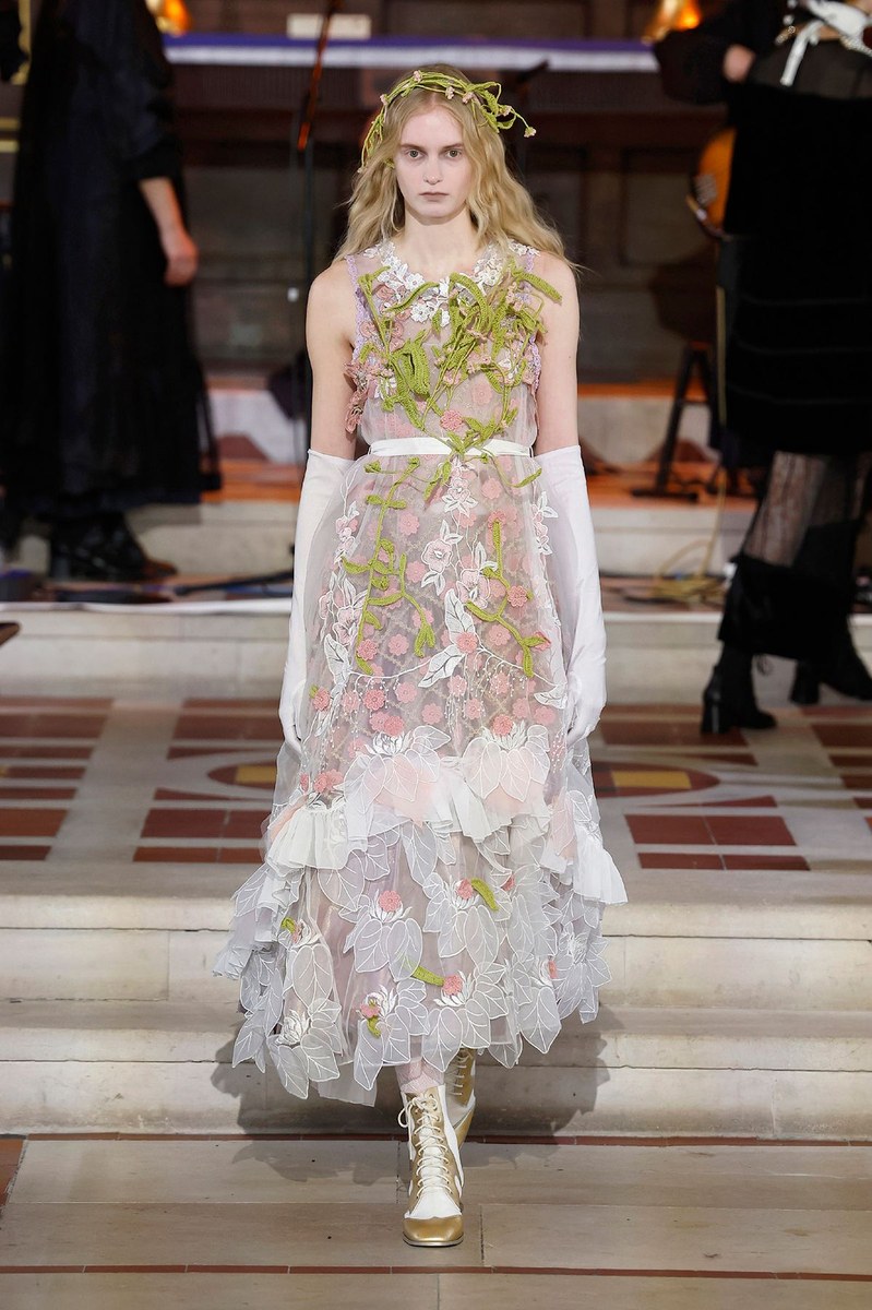 Look 25