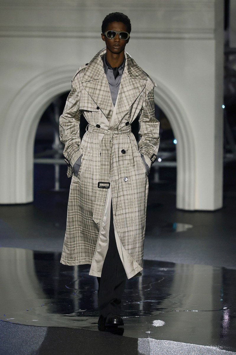 Look 4