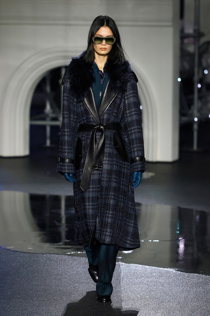 Look 8