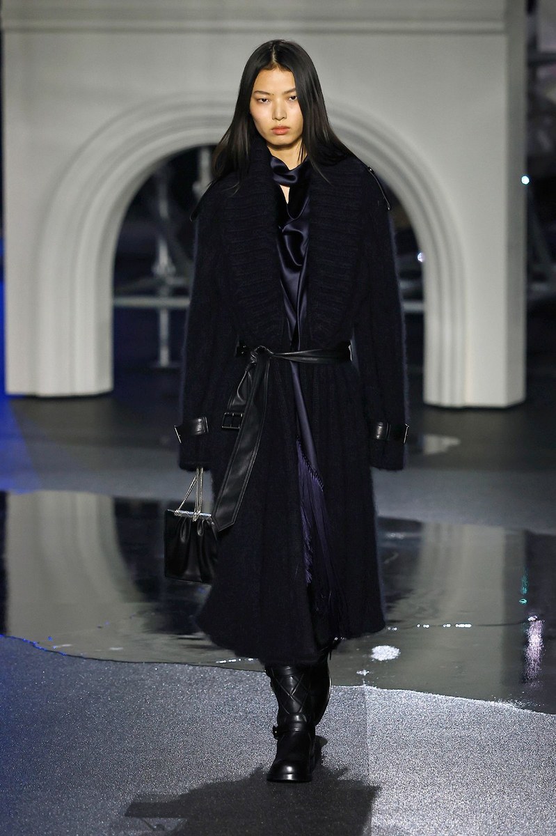Look 13