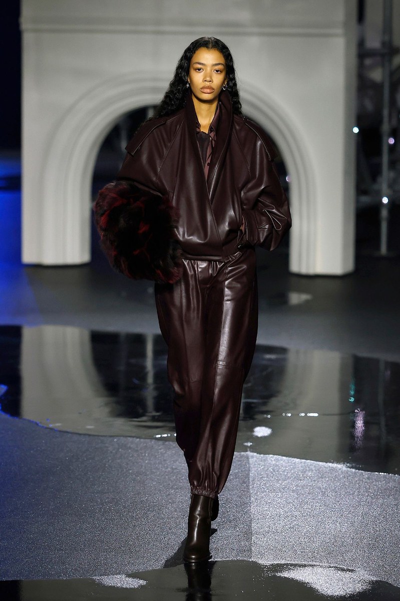 Look 22