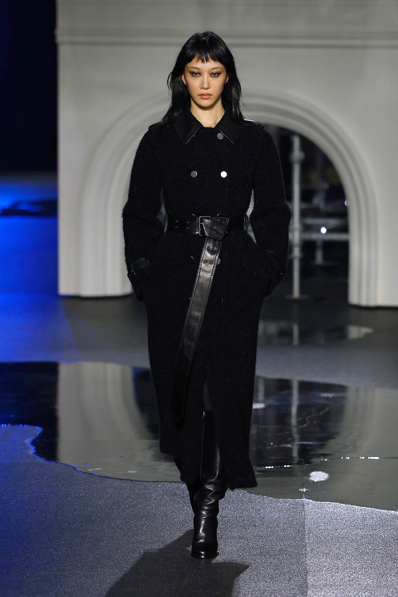 Look 28