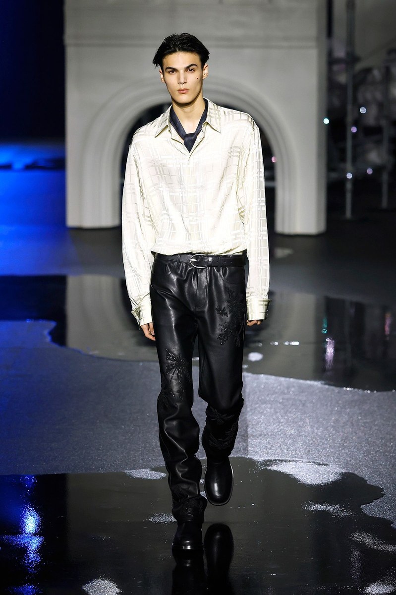 Look 34