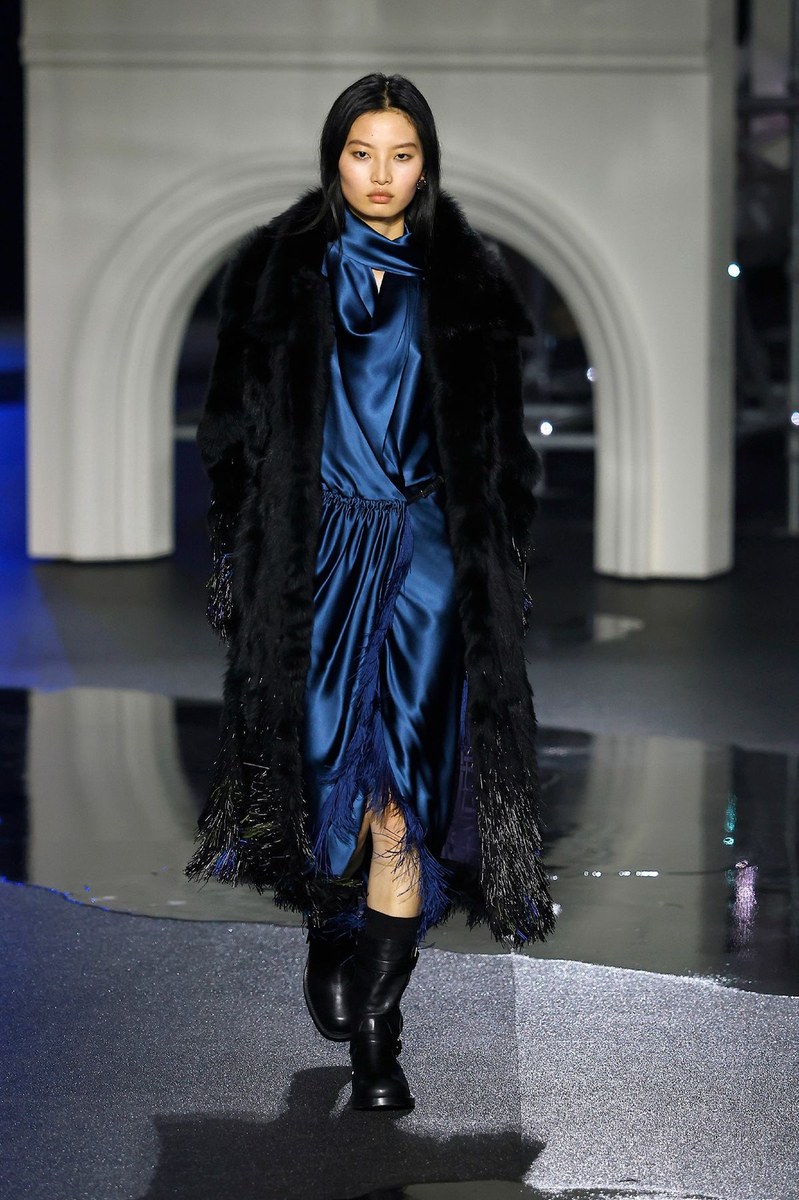 Look 37