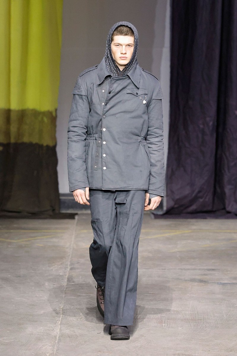 Look 2