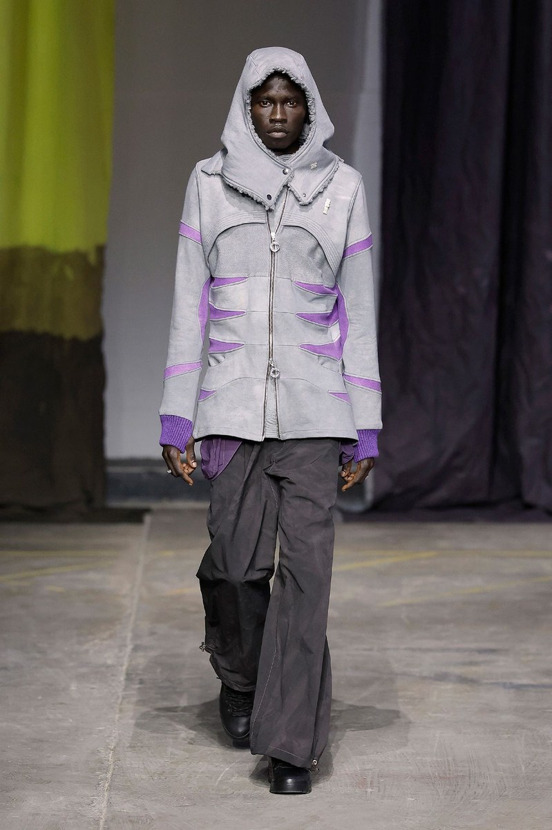 Look 4