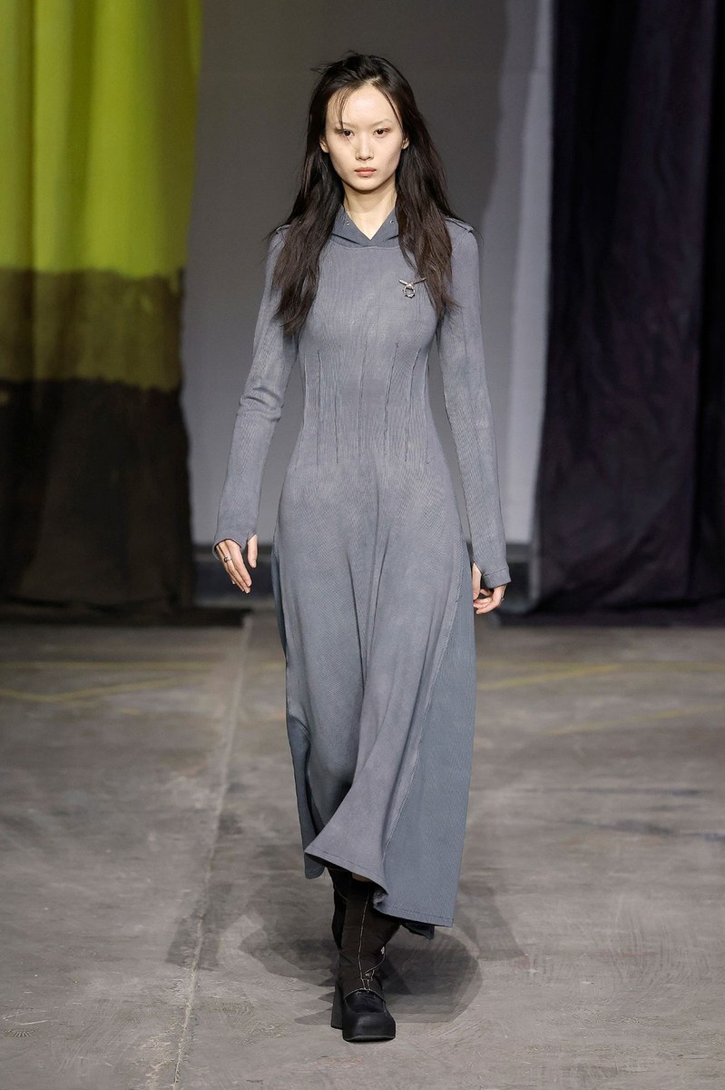 Look 7