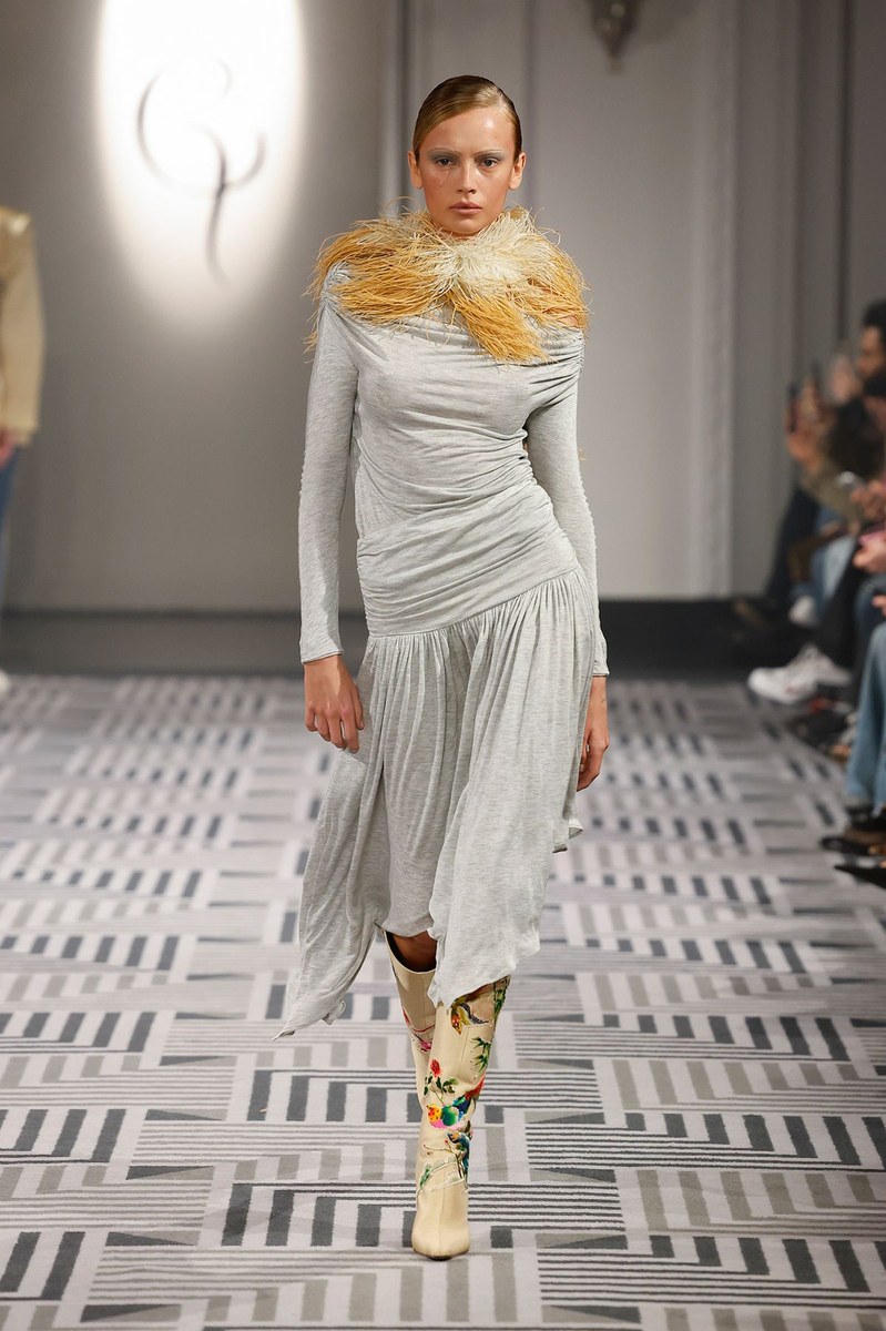 Look 7