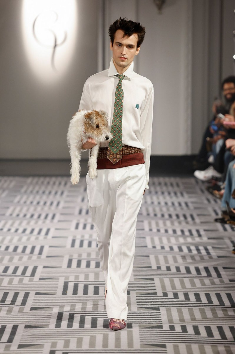 Look 10
