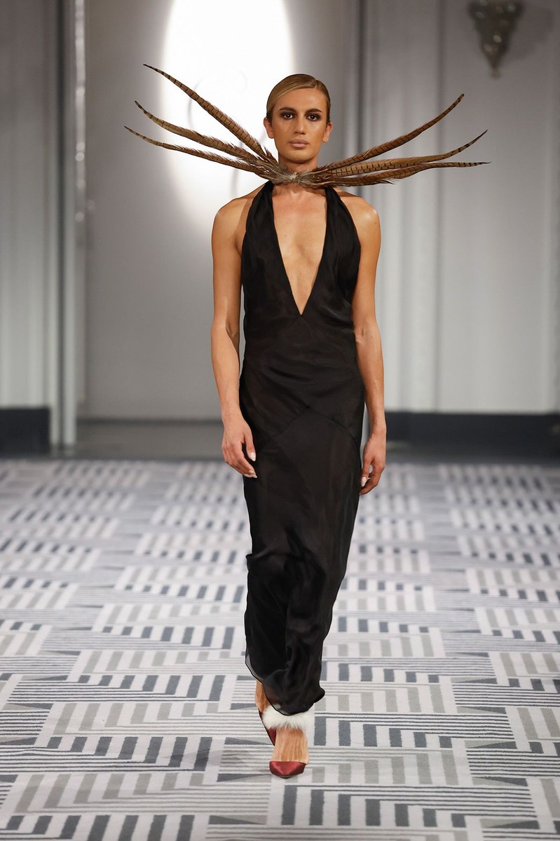 Look 25