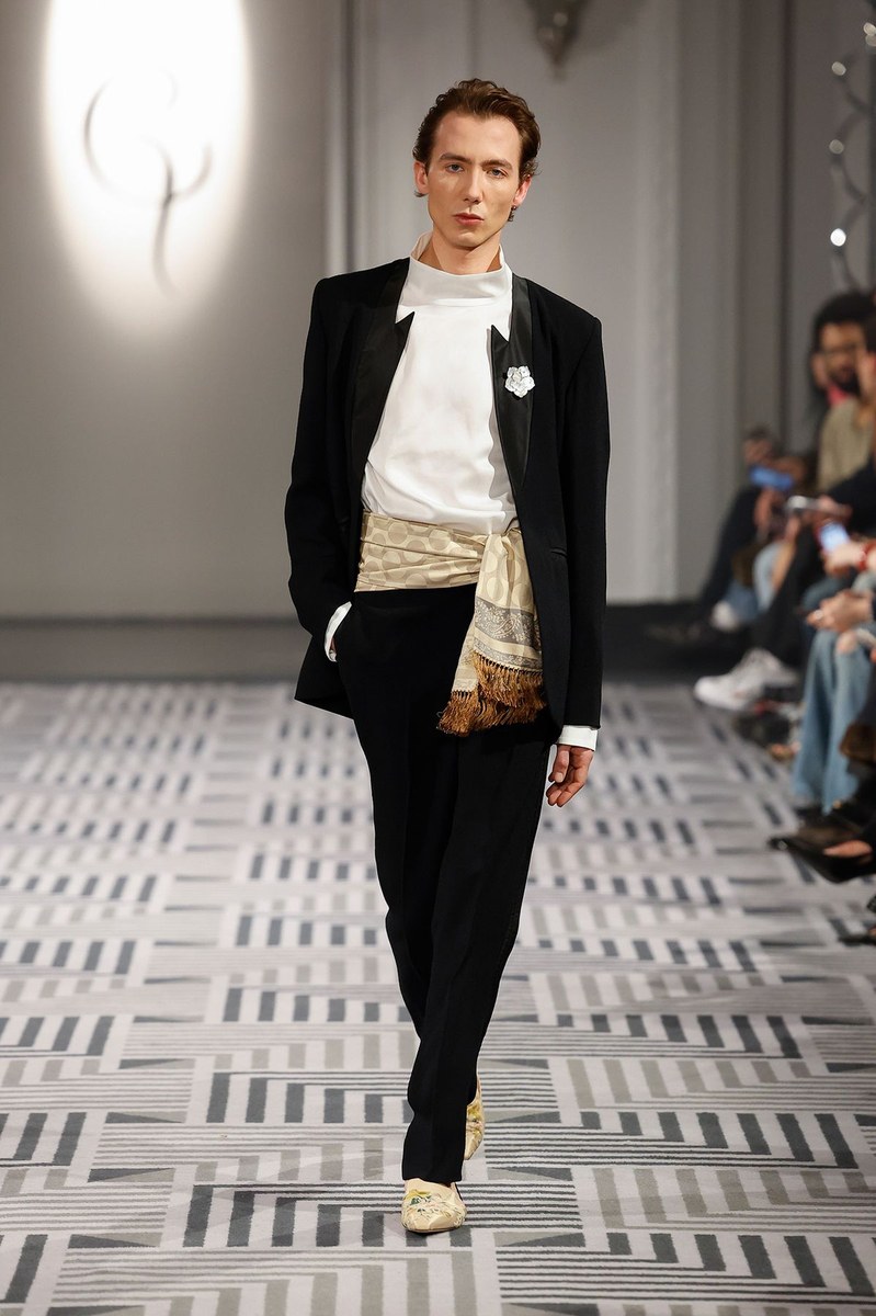 Look 29