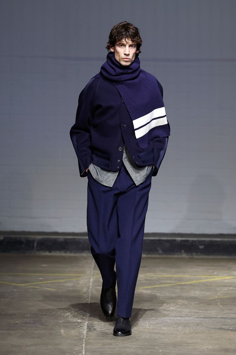 Look 4