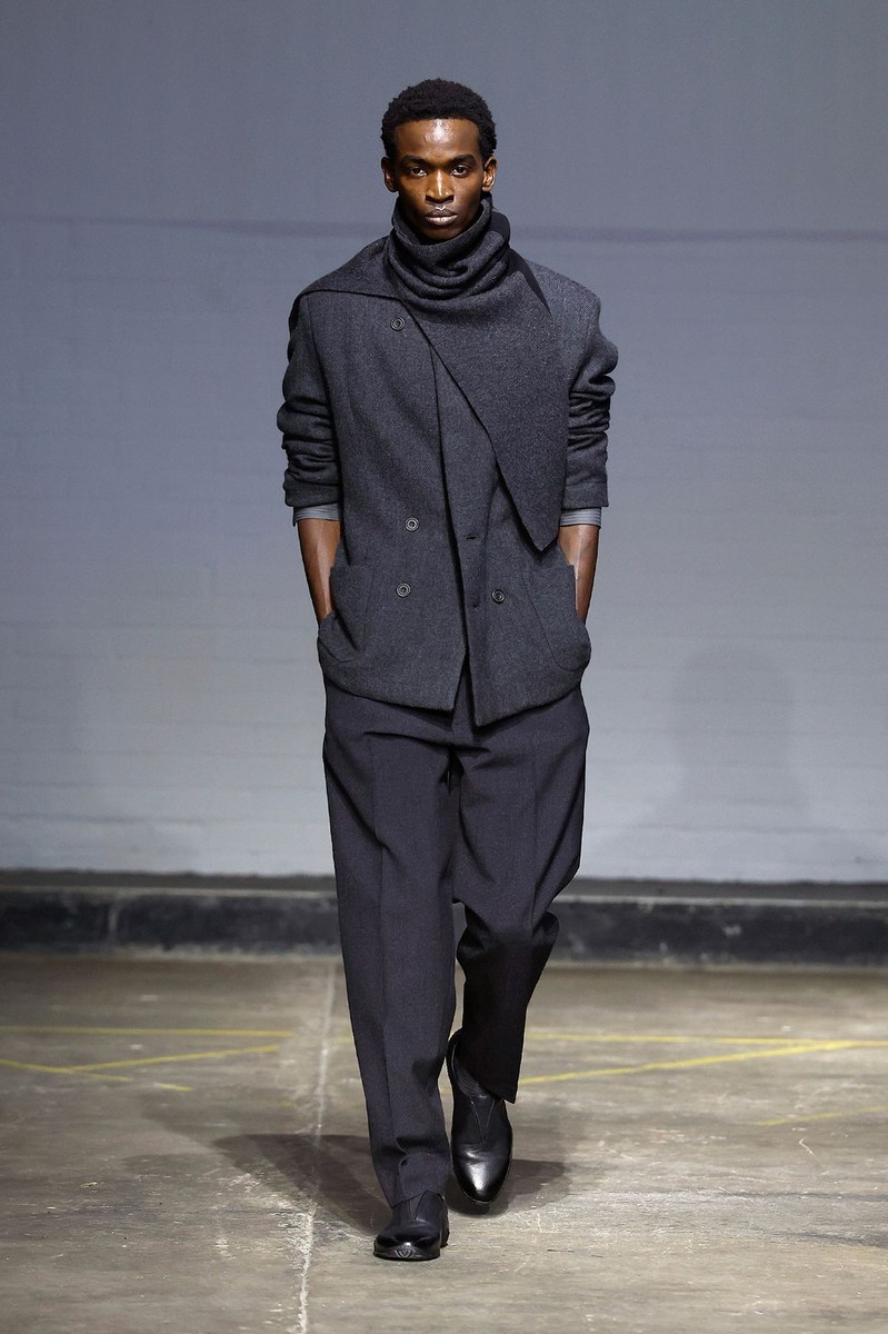 Look 8