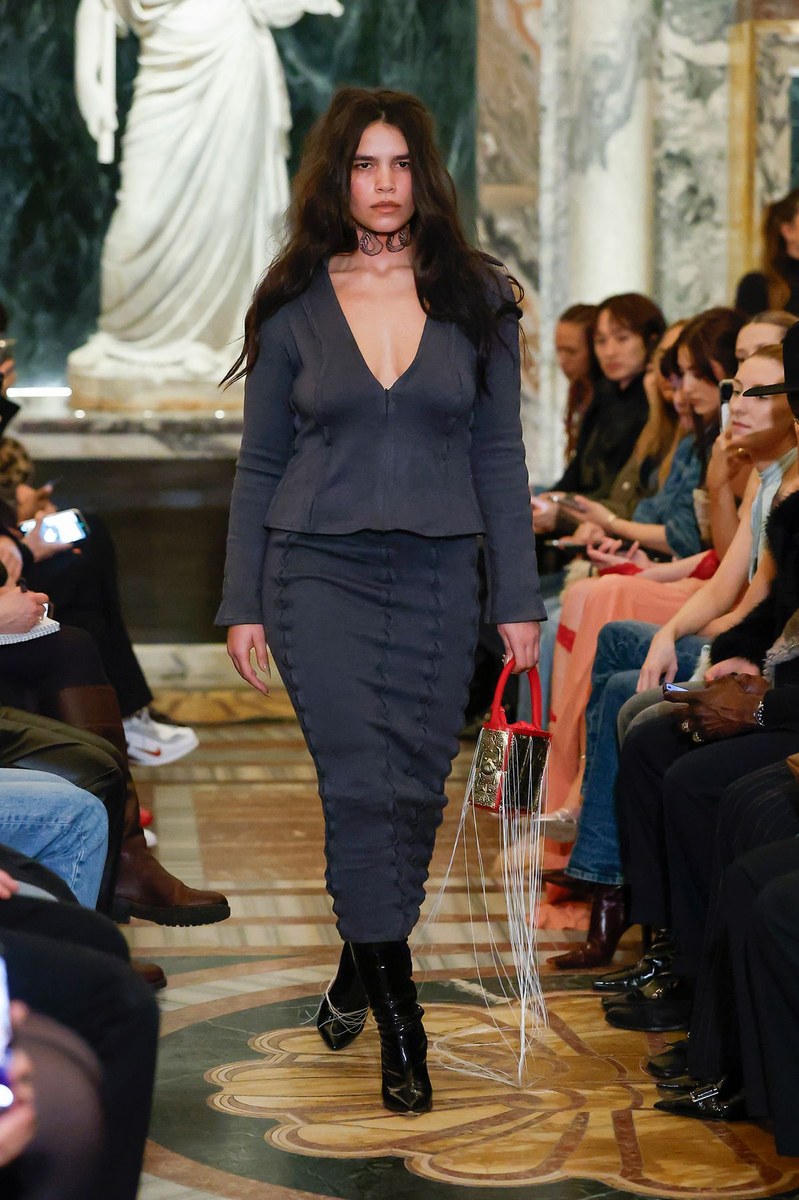Look 12