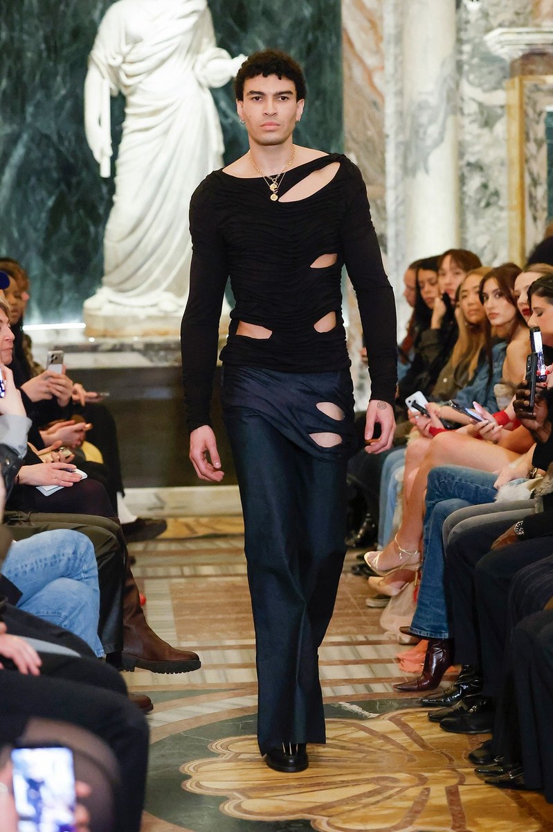 Look 25