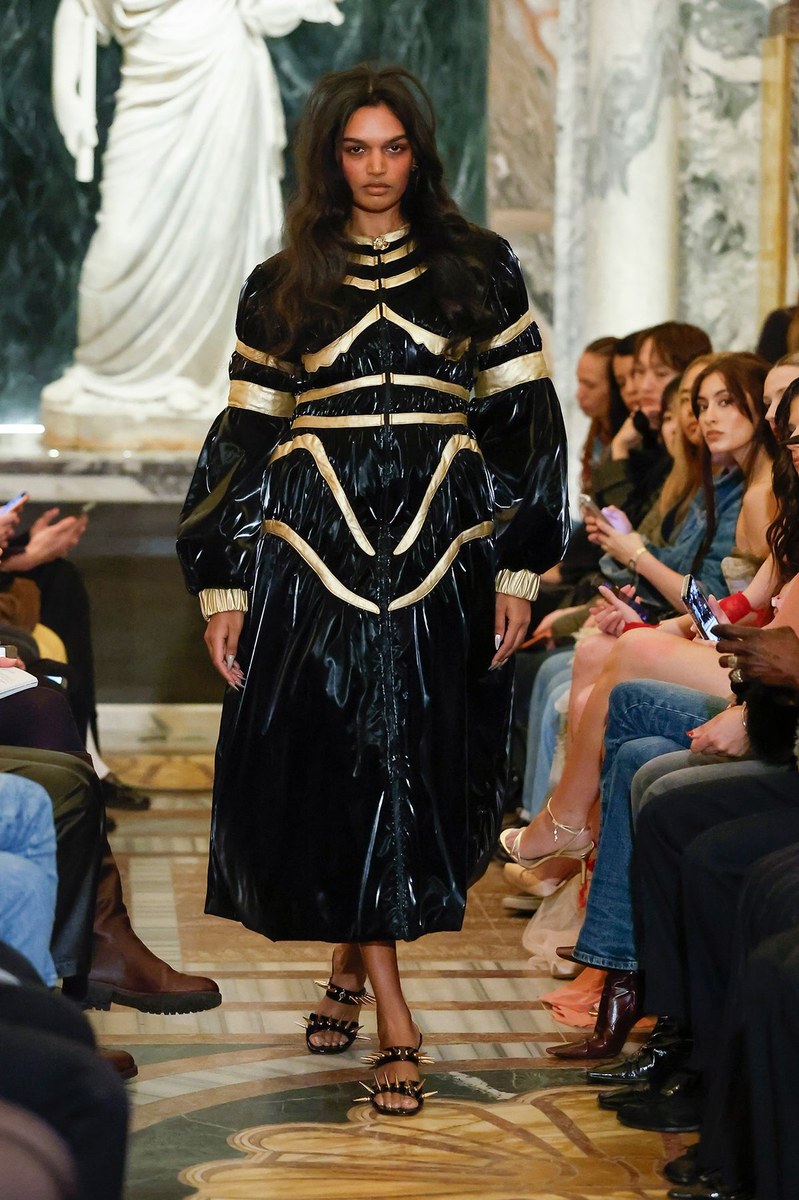 Look 27